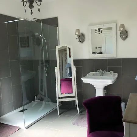 בית נופש Along The River ברגרק