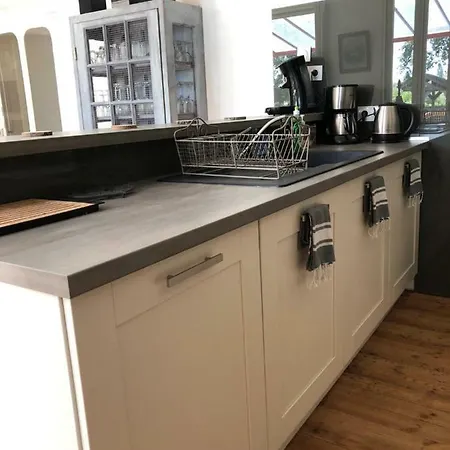 בית נופש Along The River